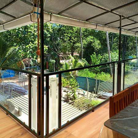 Koshy'S Beach Front Homestay Mararikulam Exterior photo
